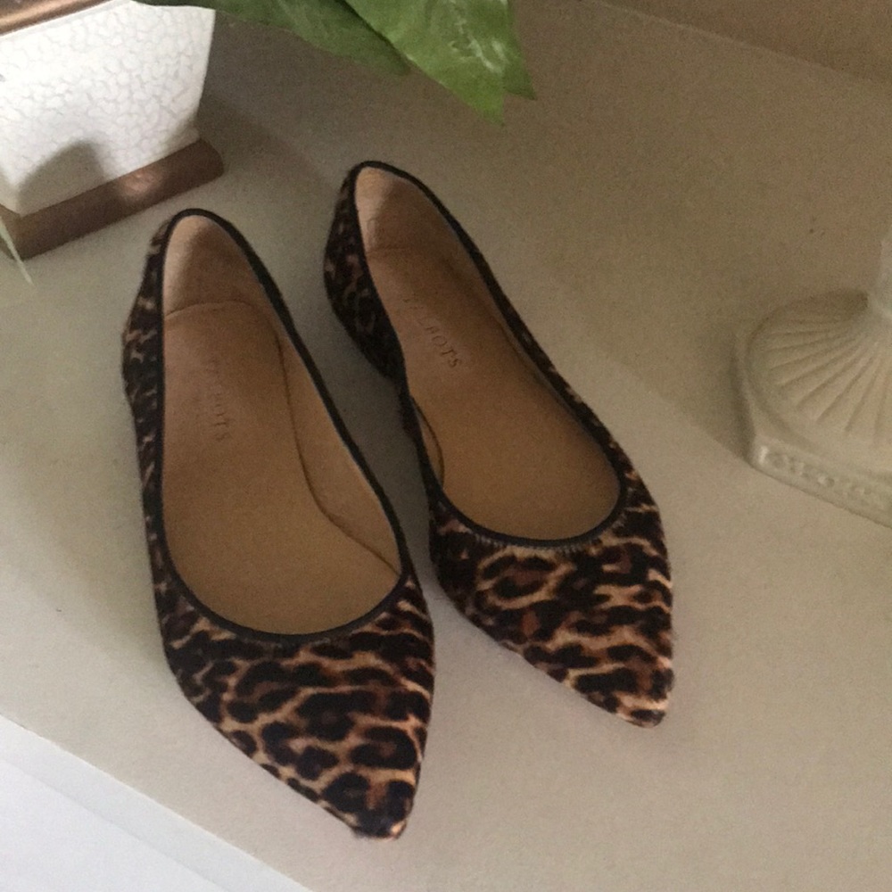 Talbots size 8 1/2 NWOT!! Calf hair